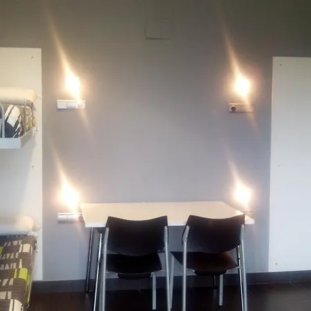 Albergue/auberge Ulia Youth * סן סבסטיאן