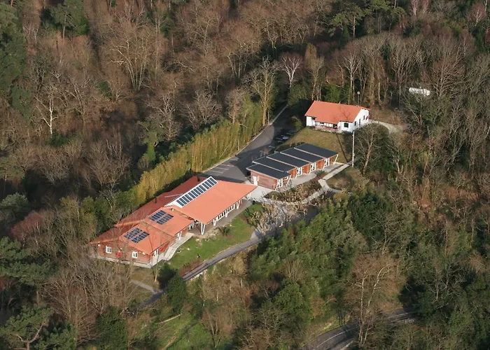 Ostello Albergue/auberge Ulia Youth *